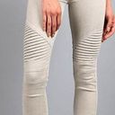 Beulah Off White Moto Jeans Photo 0