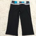 Lululemon  Groove Crop Reversible Yoga Leggings Black Blue 8 Photo 1