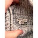 American Eagle  Small Gray Knitted Sweater Preowned Photo 3