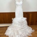 None **Gorgeous New Boutique Mermaid Style Wedding Gown! Photo 0