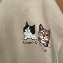 Daisy Nemo and  cat sweatshirt brand new size large Photo 1