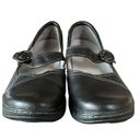 L.L.Bean  Womens Mary Jane Comfort Shoes 6W Black Leather Classic Buckle Strap Photo 2