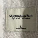 Abercrombie & Fitch  Photo 2