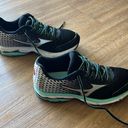 Mizuno 18 Running Shoes Photo 2