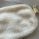 Lululemon  Everywhere Fleece Belt Bag in Light Ivory Photo 2