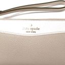 Kate Spade Wristlet Photo 0