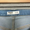 Levi's Signature  Strauss Jeans Women 20W Blue Denim Mom Jean Stretch Distressed Photo 3