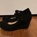 Y-Not Black Wedges Photo 1