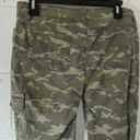 Faded Glory  Capri Length Camouflage Pants Photo 4