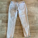 Boohoo blue distressed light wash denim Photo 1