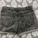 SO high rise Denim Shorts Photo 1