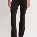 Everlane  The Perform Flare Legging in Black Size XS NWT Photo 1