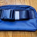 Lululemon Everywhere Belt Bag pitch Blue 1L Brand New Photo 1