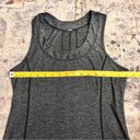 Lululemon  Run Dash Tank Heather Grey Ruffled Back Air Pods‎ Pocket Size 8 Photo 3