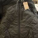 Patagonia New Women's Diamond Quilted Bomber Hoody Photo 2