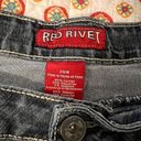 Red Rivet  Embroidered Back Pocket Size 26W Jean Shorts Photo 2