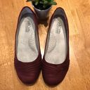 Cliffs  by White Mountain shoes Flats Comfort Women’s Size 6 Faux Suede Photo 1