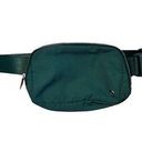 Lululemon  Athletica Womens Belt Bag 1L Kelly Green Photo 0