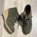 Toms  Desert Crepe wedge Ankle Boots Booties Tarmac Olive Suede Size 7.5 Photo 1