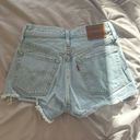 Levi’s 501 Shorts Photo 2