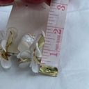 Petal Vintage acrylic  hoop style clip earrings Photo 3