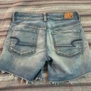 American Eagle Women's AEO  Outfitters Super Super Stretch Jean Shorts Size 4 EUC Photo 9