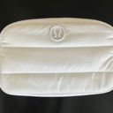 Lululemon Everywhere Belt Bag *Wunder Puff Photo 2