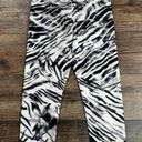 Balance Collection NWOT  Pattern Cropped Leggings Photo 2