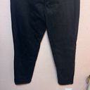 BDG  Urban Outfitters Mom High-Rise Jean Black. Size 31 Photo 6