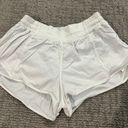 Lululemon Hotty Hot Short 2.5” Photo 0