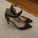 Unisa Heels Photo 1