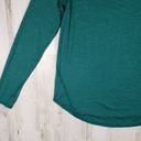 Xersion NWT  Quick Dry Green long Sleeve V-Neck Shirt Women's Size Small Photo 12