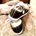 Daisy NWOT Black & White ZY Canvas Shoes.  Flower Embroidery, Size: US 11 / EU 42 Photo 5