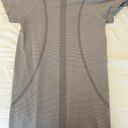 Lululemon Swiftly Tech Short Sleeve 2.0 Photo 1