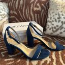 Dream Paris Women’s Deep blue 2” heels Photo 1