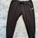 Nike  Black Essential Jogger Sweatpants Women's XXL Photo 0