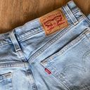 Levi’s 501 Jeans Photo 1