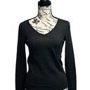 Ann Taylor  sweater Women’s  size SP gray merino wool blend v-neck pullover Photo 0