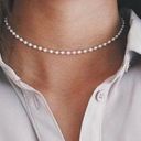 White And Gold Beaded Choker Photo 0