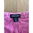 Pretty Little Thing  - Baggy Wide Leg Jeans in Pink Photo 1