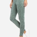 Danskin New NWT  Jacquard Camo Legging Jungle Green Small S Photo 1