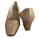 St. John Women's Light Beige Leather Pumps - Size [size]6B Photo 2