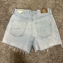 We The Free Free people light wash jean shorts size 25 Photo 1