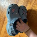 Crocks Size 7 Photo 4