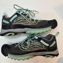 Keen Womens  Saltzman Hiking Shoes Size 11 Photo 5