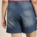 Bermuda Women's plus size 22 Denim cuffed Jean shorts Distressed  Sz 22 waist 38 Photo 5