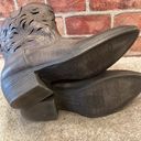 American Eagle  Jesse Women’s Gray western boots size 11 Photo 5