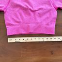 Halara  Pink Seamless Flow Raglan Short Crop Shirt Size Small Photo 4