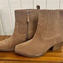 Target Universal Thread Womens Western Boots Photo 0