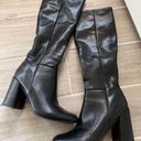 Black knee high boots Size 7 Photo 0